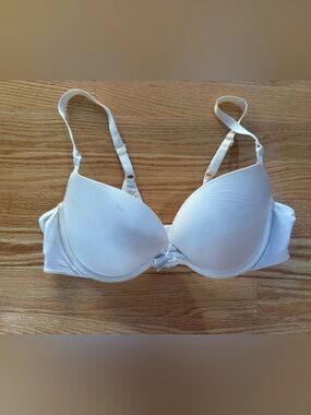 Maidenform Cream Push-Up Bra padded cups under wire 36B